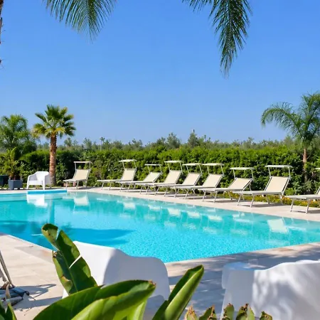 Villa Perla Luxury, By Salentoaffitti Taviano (Lecce)